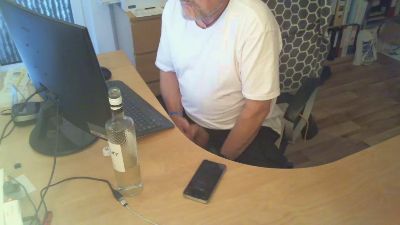 BarefootD webcam model stream image