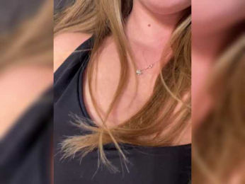 BuMM webcam model stream image