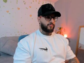 Max Dic webcam flirt4free model stream image