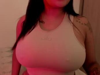 m1emilia webcam model stream image