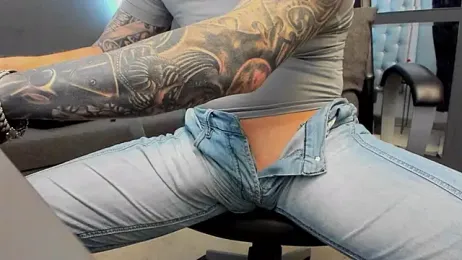 AronGrant webcam model stream image