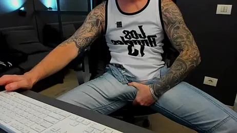 AronGrant webcam model stream image