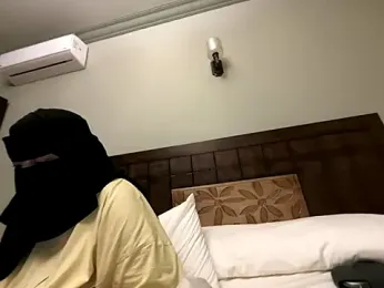 Submissive_Arab webcam model stream image