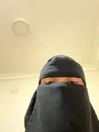 Submissive_Arab webcam model stream image