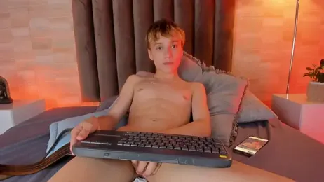 Isaac_Grey webcam model stream image