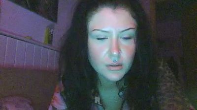 CheeVaa webcam model stream image