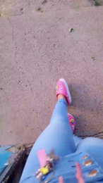 girl_pee webcam model stream image