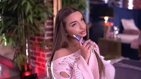 MillaSerene webcam model stream image