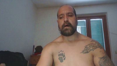 Mannextdoor1929 webcam model stream image