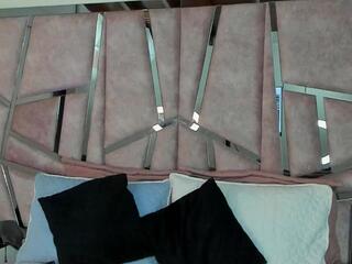 Alix Martin webcam model stream image