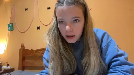 -veranito- webcam model stream image