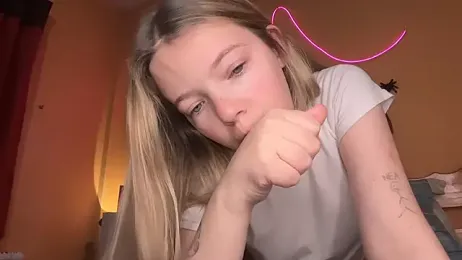 -veranito- webcam model stream image