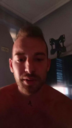 Din0saurio webcam model stream image