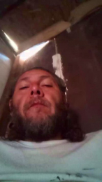 lookn4sumfun81 webcam model stream image