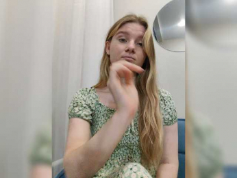 SweetPoison webcam model stream image