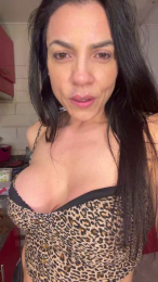 Kattefit webcam model stream image