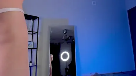 elfinvibes webcam model stream image