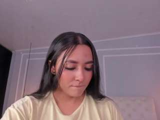 sofii-james webcam camsoda model stream image