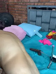 Couple_Gold69 webcam model stream image