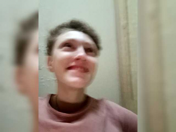 LiveWith-Me webcam model stream image