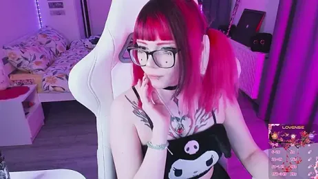 Yumi_Youkai webcam stripchat model stream image