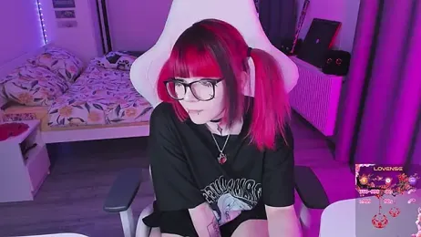 Yumi_Youkai webcam stripchat model stream image