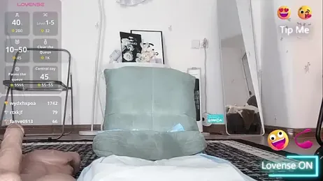 momo-5952 webcam model stream image