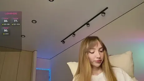 Lunainnk webcam model stream image