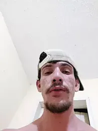 Surf_boy8 webcam model stream image