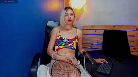 niky_doll_ webcam model stream image