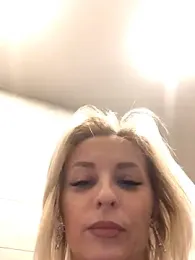 VikaBunny1 webcam stripchat model stream image