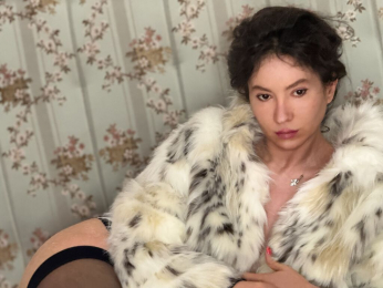 MnemoZeina webcam model stream image