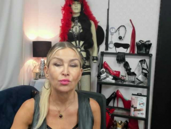 Soft-Crystal webcam model stream image