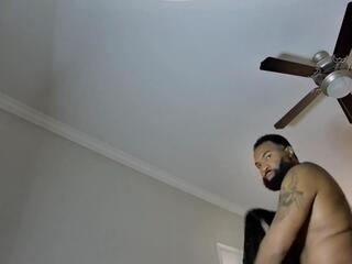 Throne J webcam model stream image