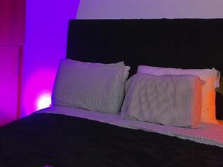 Sabrina Leiton webcam model stream image