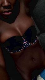chocolate261 webcam model stream image