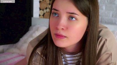 BridgetEast webcam model stream image