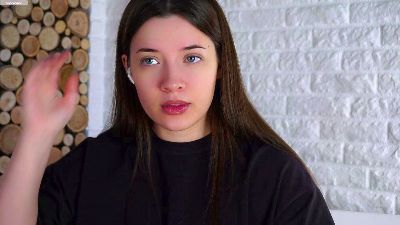 BridgetEast webcam model stream image