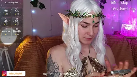 FoxRineHelen webcam model stream image