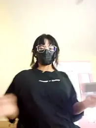 Latin_summer webcam model stream image