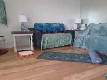 lailagetsnaked webcam model stream image