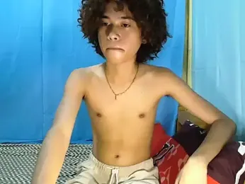 Curlsy24 webcam stripchat model stream image