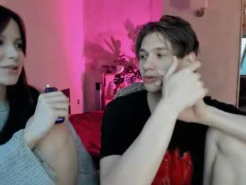 yourher0in webcam chaturbate model stream image