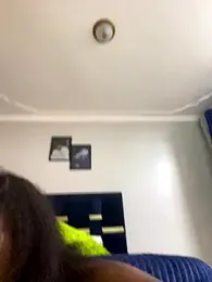 Dellah27 webcam model stream image