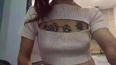 EpicSweet webcam model stream image