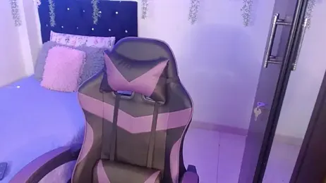 Lyaa_Cute webcam model stream image