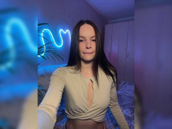 Klubnika13 webcam model stream image