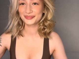 sunheeanderson webcam camsoda model stream image