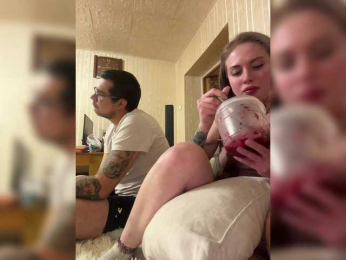 Letti28 webcam bongacams model stream image