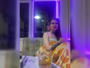 Letti28 webcam bongacams model stream image